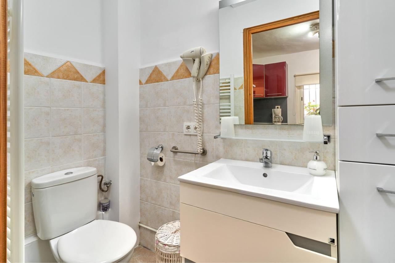 Apartment 250 M From The Beach Almuñécar Екстериор снимка